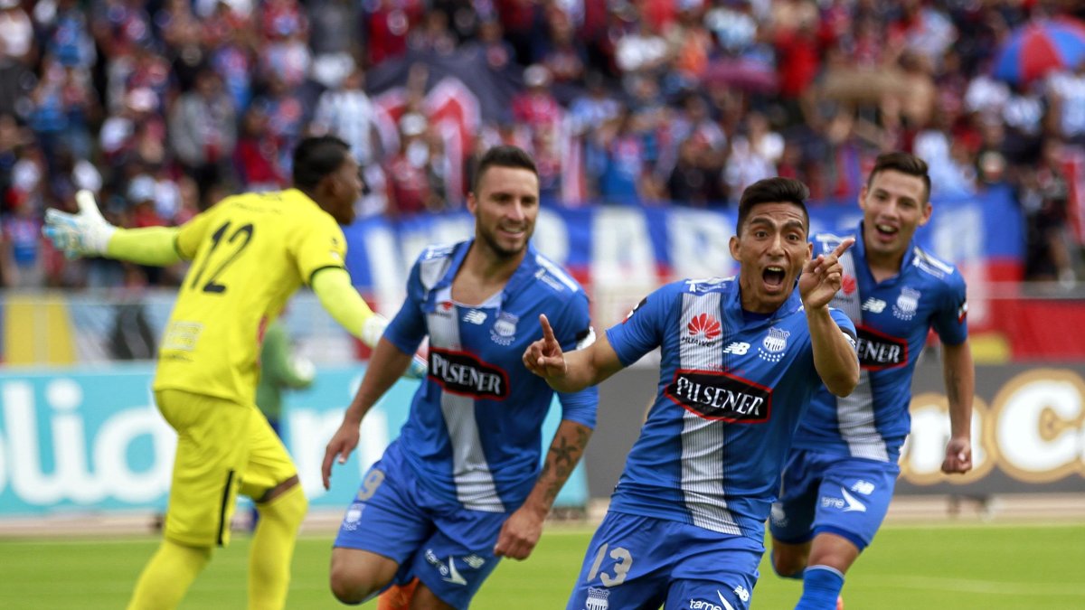 Ángel Mena es recordado entre los milllonarios por su importancia en el tricampeonato.