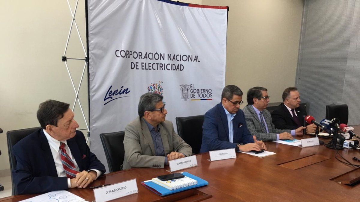 El Ministro de Energía y otros funcionarios informaron resultados de la intervención.