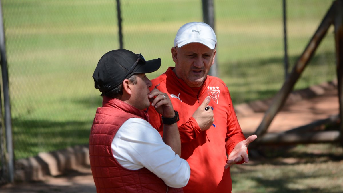 El entrenador de Liga de Quito, Pablo Repetto, admitió que River Plate es uno de los favoritos para ganar la Copa Libertadores.