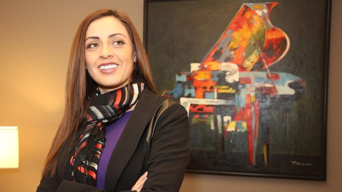 La cantante ecuatoriana Paulina Aguirre dará voz a los migrantes latinos en una celebración posterior a la gala los premios de la Academia.