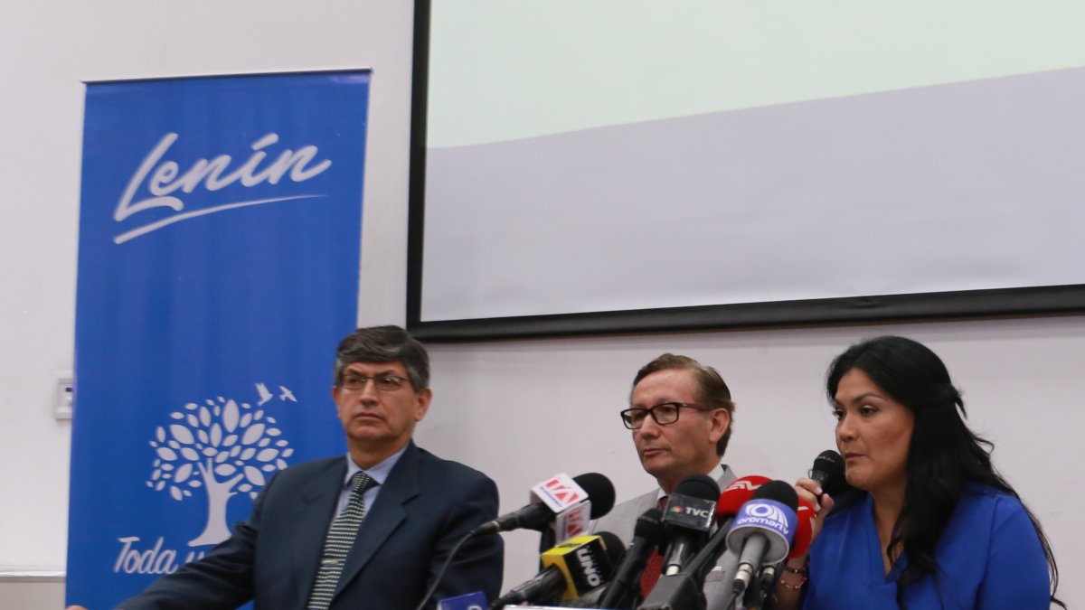 La ministra de Salud, Catalina Andramuño, informó la noche del 29 de enero sobre la evolución del ciudadano chino y las medidas adoptadas por el coronavirus.