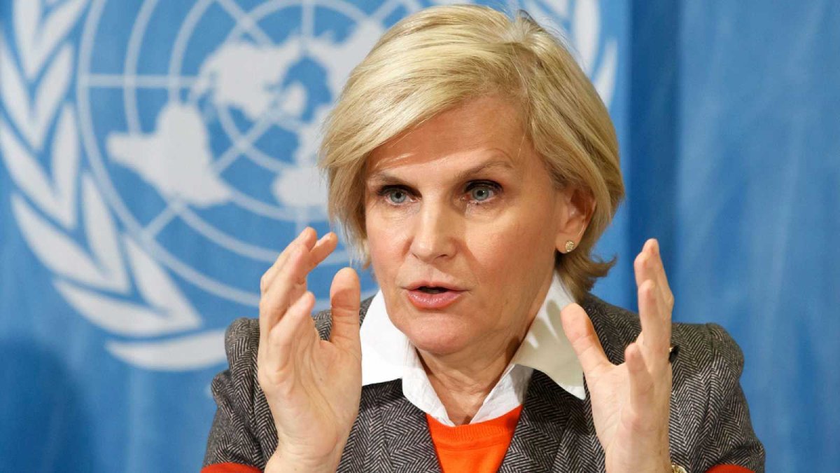 Neira asegura que hay que compartir todas las experiencias a nivel internacional y que hay que hablar de una posible vacuna y tratamiento.