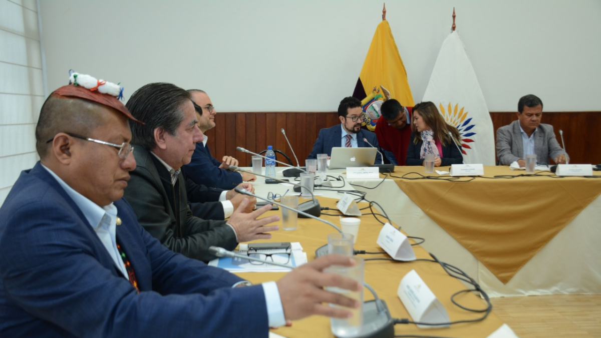 La Comisión de Fiscalización no dio paso al juicio político a Diana Atamaint.