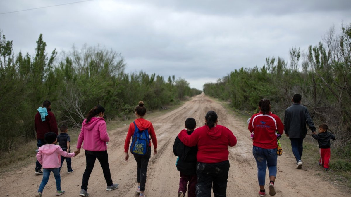 Más de 200.000 migrantes fueron detenidos intentando cruzar la frontera entre México y Estados Unidos en los últimos cinco meses de 2019.