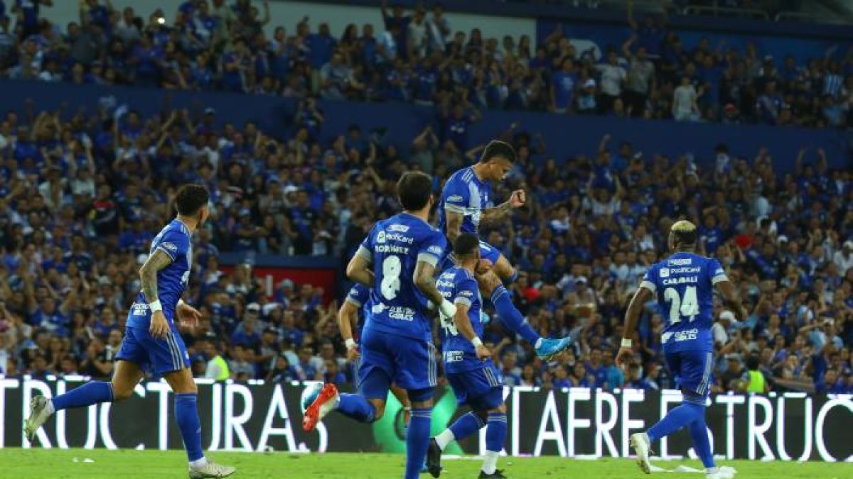 Emelec cuenta esta temporada con participación en la Copa Conmebol Sudamericana.