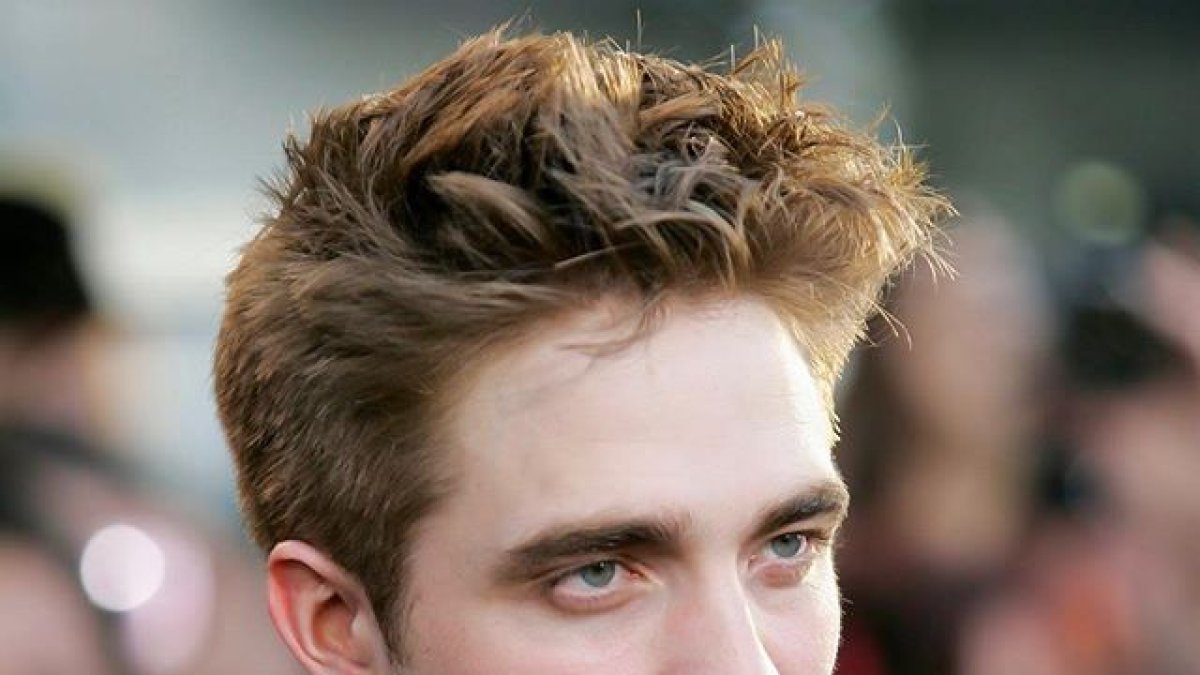 El actor británico además de un rostro lindo, destaca como actor.