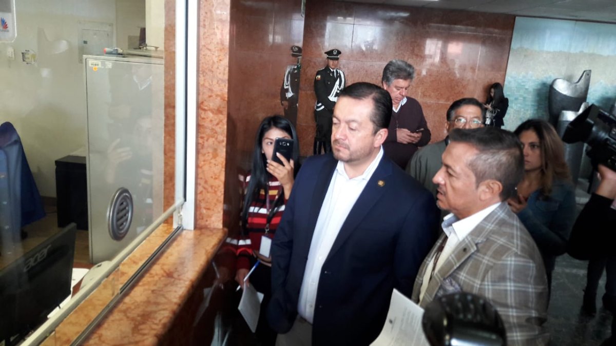 El asambleísta Fabricio Villamar presentó el pedido para conformar la comisión ocasional 