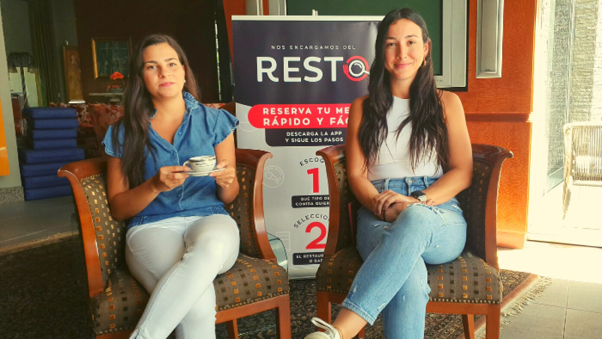 Alexa y Noelia son dos amigas de infancia, que decidieron emprender juntas en Resto App.