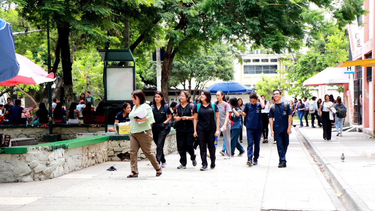 La Universidad de Guayaquil, la más poblada del país, entrega 16.600 cupos anuales.