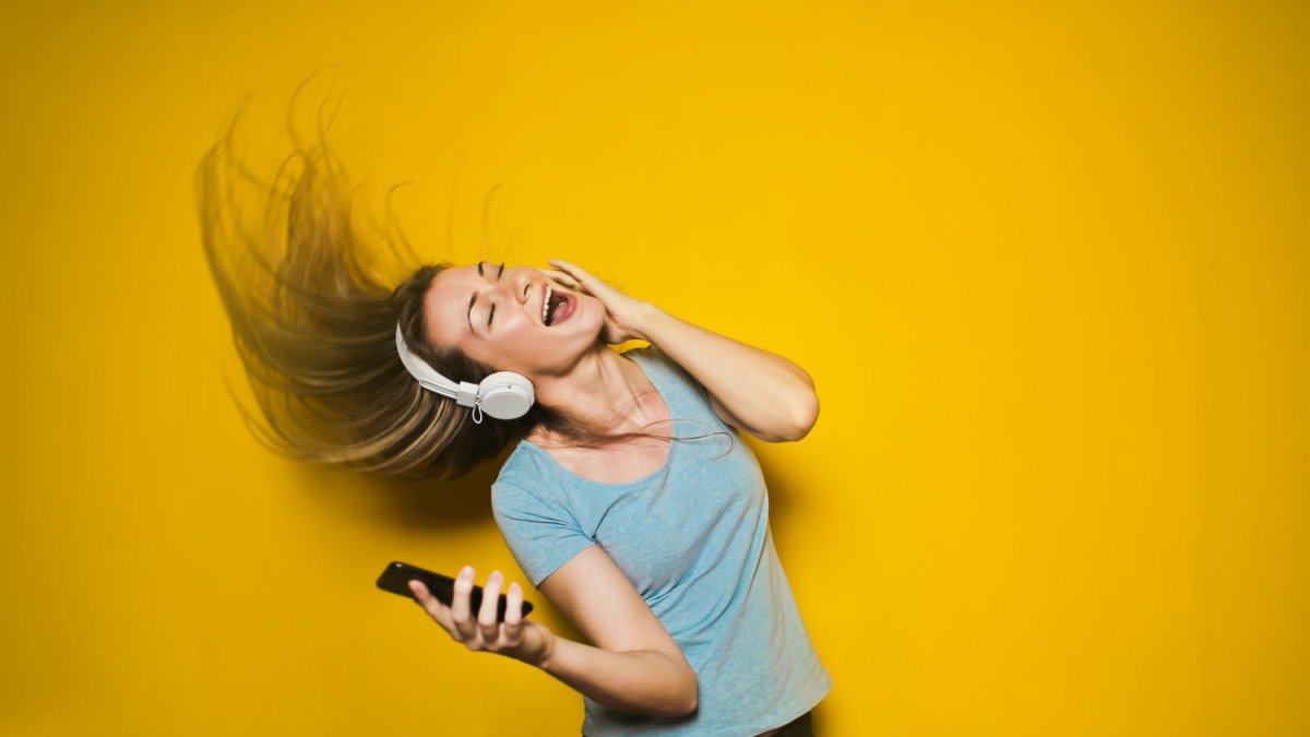 En un día en que el intercambio de música romántica es fundamental, Spotify ha preparado una lista para celebrar el amor propio.