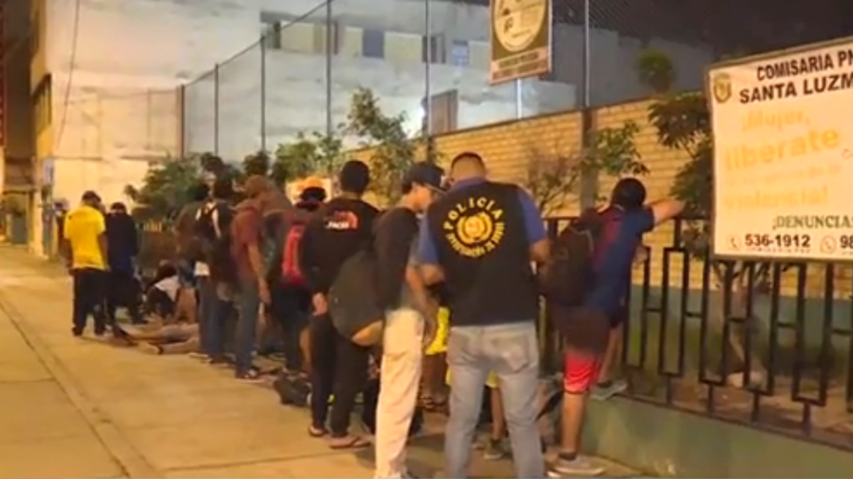 La banda estaba conformada por 25 personas.