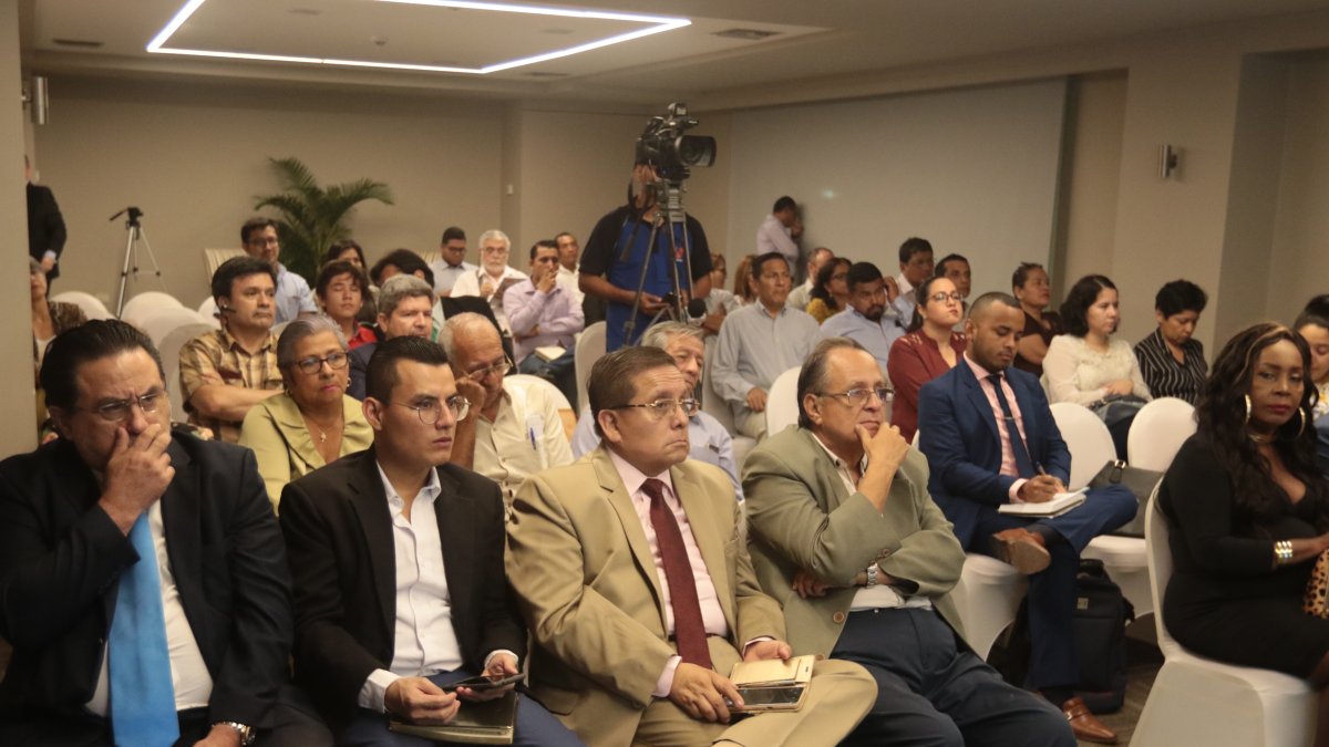 Asistentes del foro de seguridad social