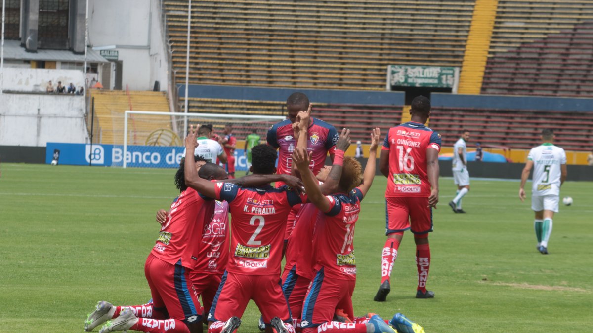 El Nacional venció a Liga de Portoviejo en el estadio Atahualpa.
