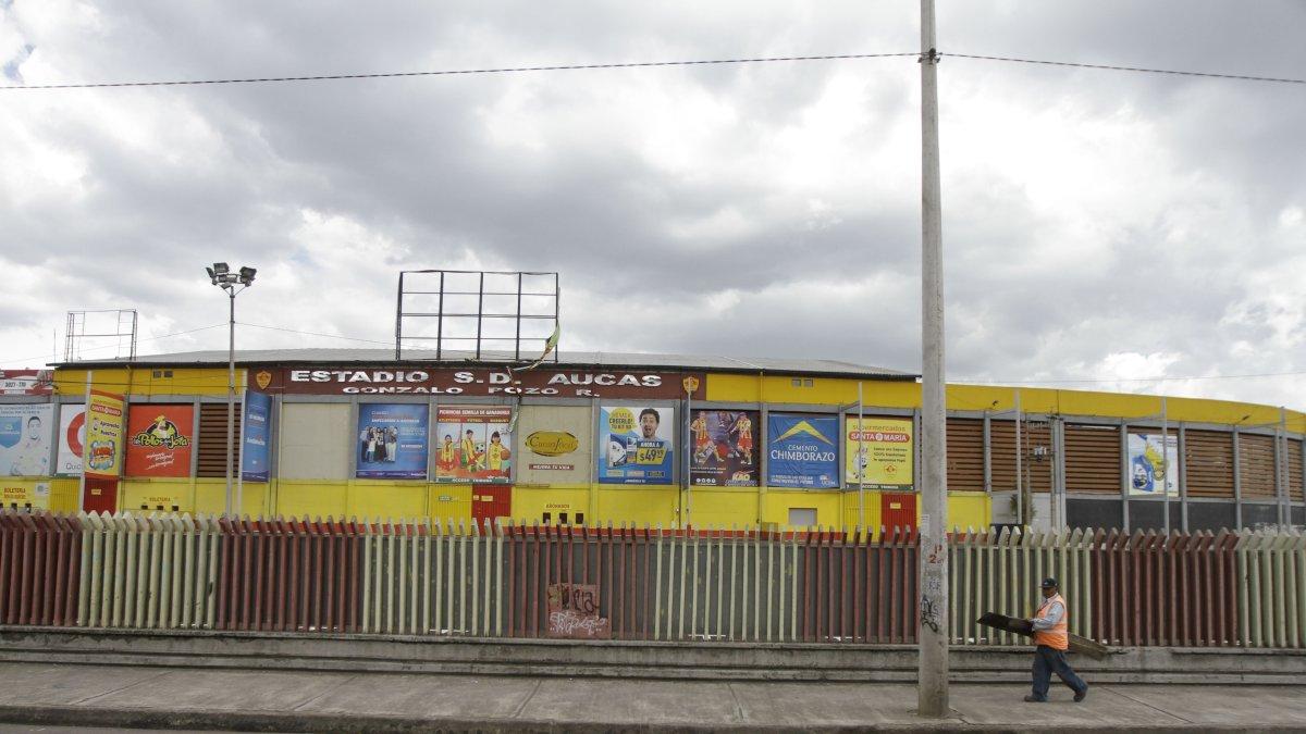 Vista de la calle Alberto Spender, que bordea el estadio de Chillogallo.