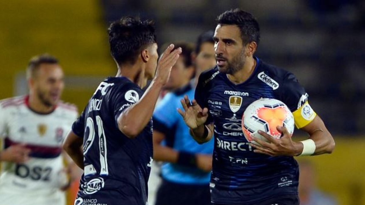 El partido de revancha se jugará el próximo miércoles en Brasil.