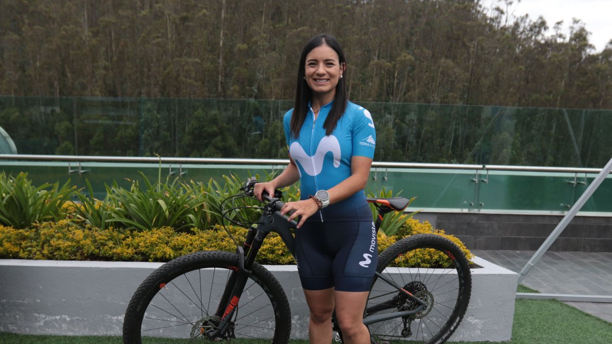 Victoria Calisto retomará, este año, las competencias de aventura, tras ser madre. Su pequeña Laia es una motivación más en su exitosa carrera.



Agencia (ag-extra ag-expreso ag-quito)