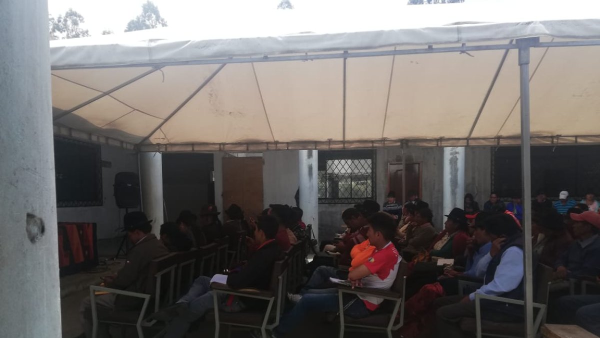 Reunión de indígenas en Cotopaxi para hablar de las declaraciones de Jaime Vargas