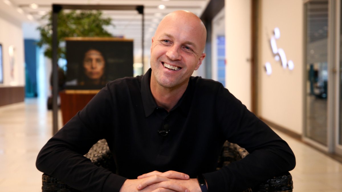 Según Egas, Cruyff está al tanto de todo lo que sucede con la selección.