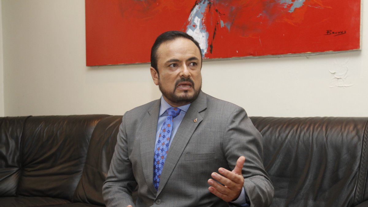 Paúl Carrasco fue prefecto de Azuay en tres ocasiones consecutivas.