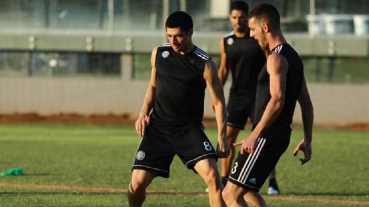 Olimpia se enfrenta a Delfín el próximo miércoles 4 de marzo en el estadio Jocay de Manta.