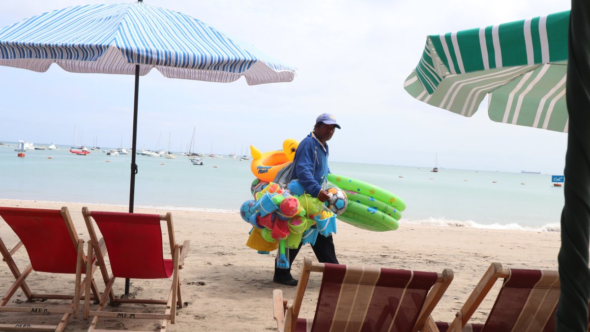 Hecho. El alcantarillado en Salinas fue la última queja en el balneario.

Agencia (ag-extra)