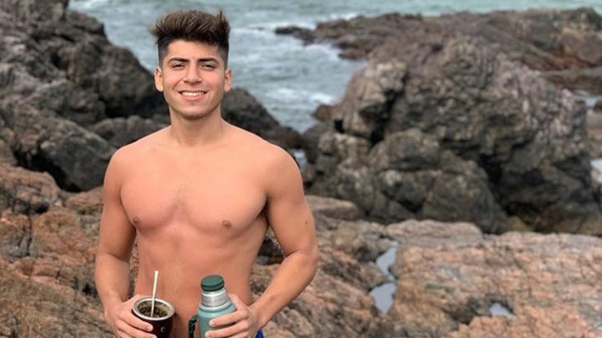 Vera aseguró que la chica falleció al caer de las escaleras, pero la autopsia desmintió esa versión y reveló que falleció por asfixia.