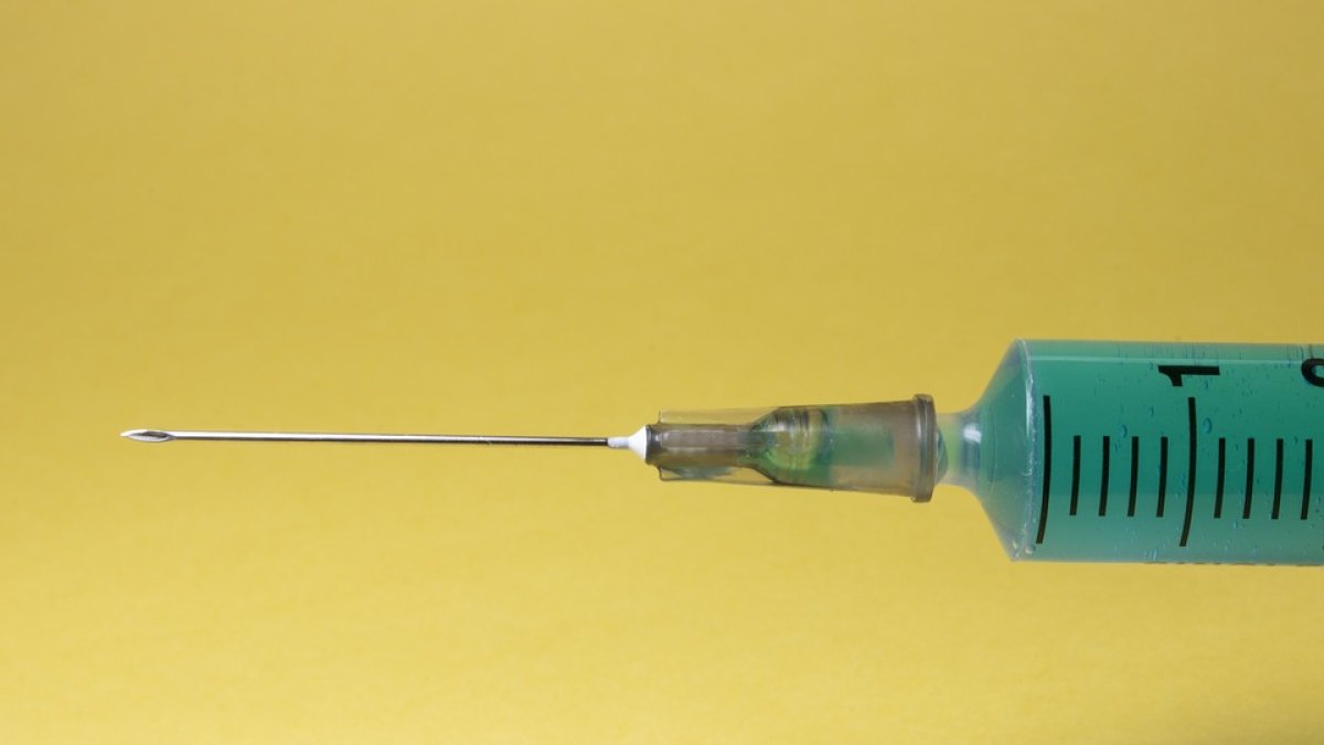 El nuevo fármaco se suma al de las pastillas para el control del colesterol.