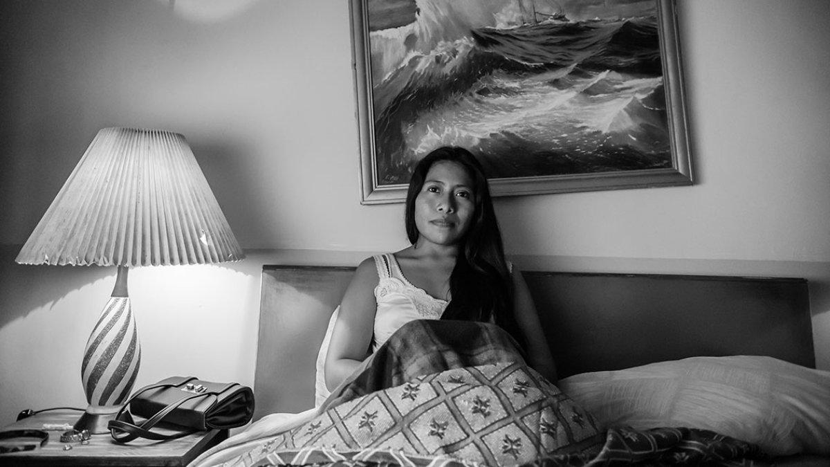 Los contenidos de esta colección han sido seleccionados por su inspiración feminista por 55 mujeres del mundo del espectáculo, entre estas Yalitza Aparicio.