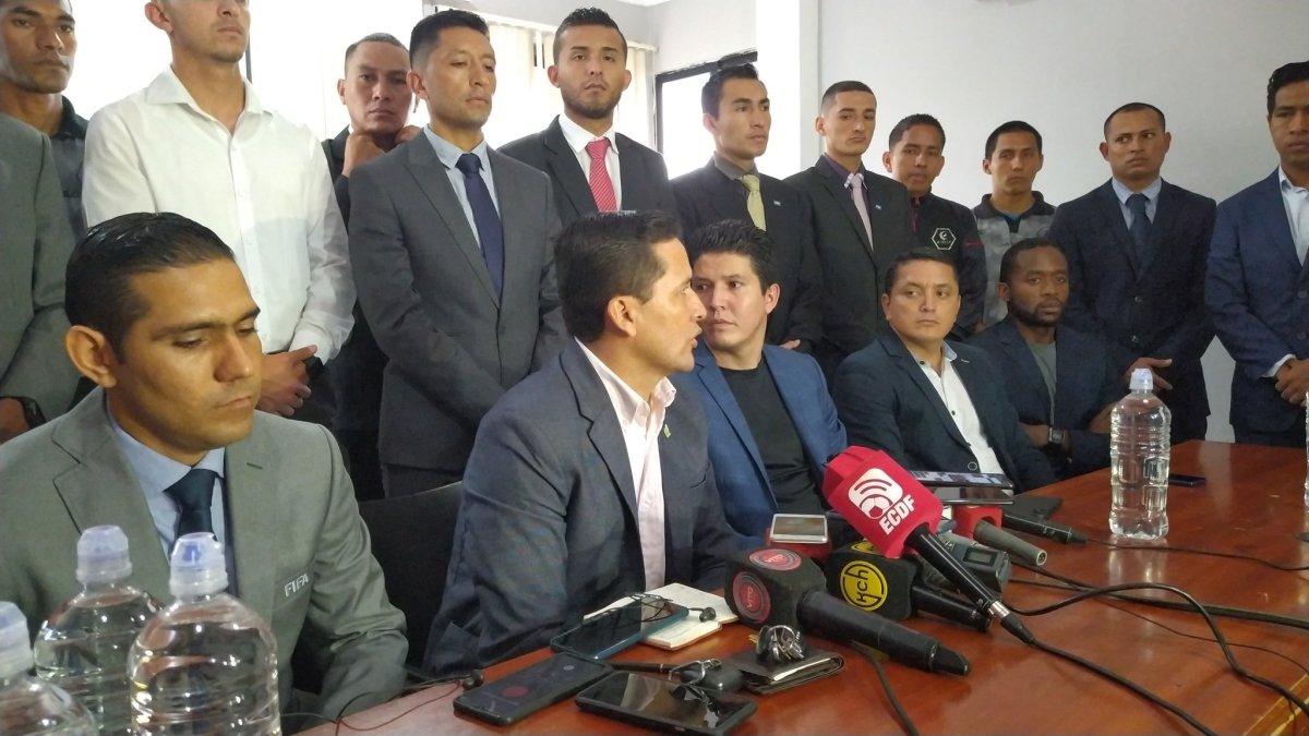 Luis Muentes, presidente de los árbitros, en la rueda de prensa de hoy.