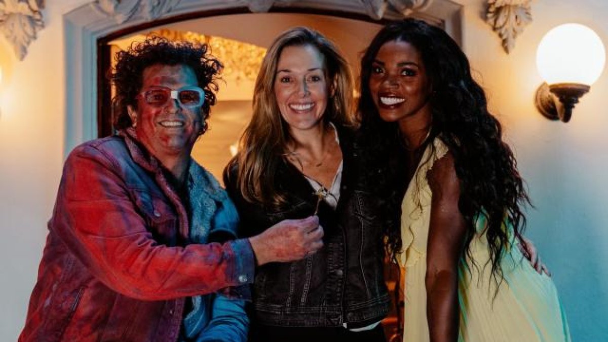 Color, buena música y diversión forman parte del nuevo tema de Carlos Vives.