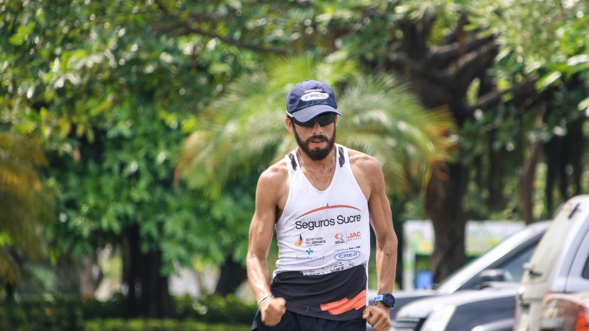 Claudio Villanueva, actual medallista de oro de los Juegos Panamericanos 2019, estará en la línea de partida en Lima, Perú, intentando conseguir la marca para Tokio 2020.