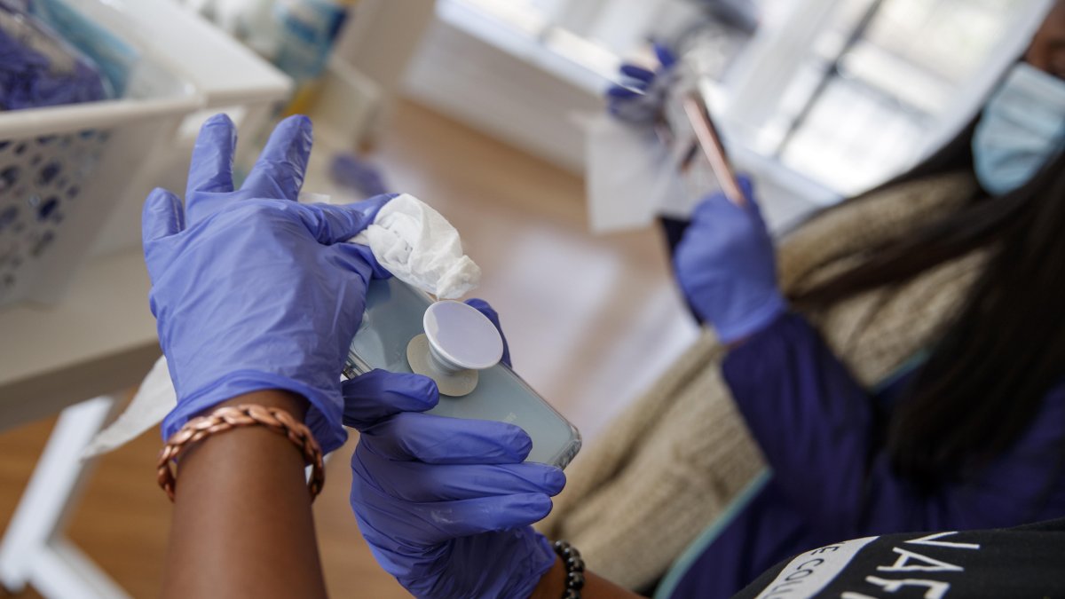 Referencial. La persona está hospitalizada y bajo supervisión.