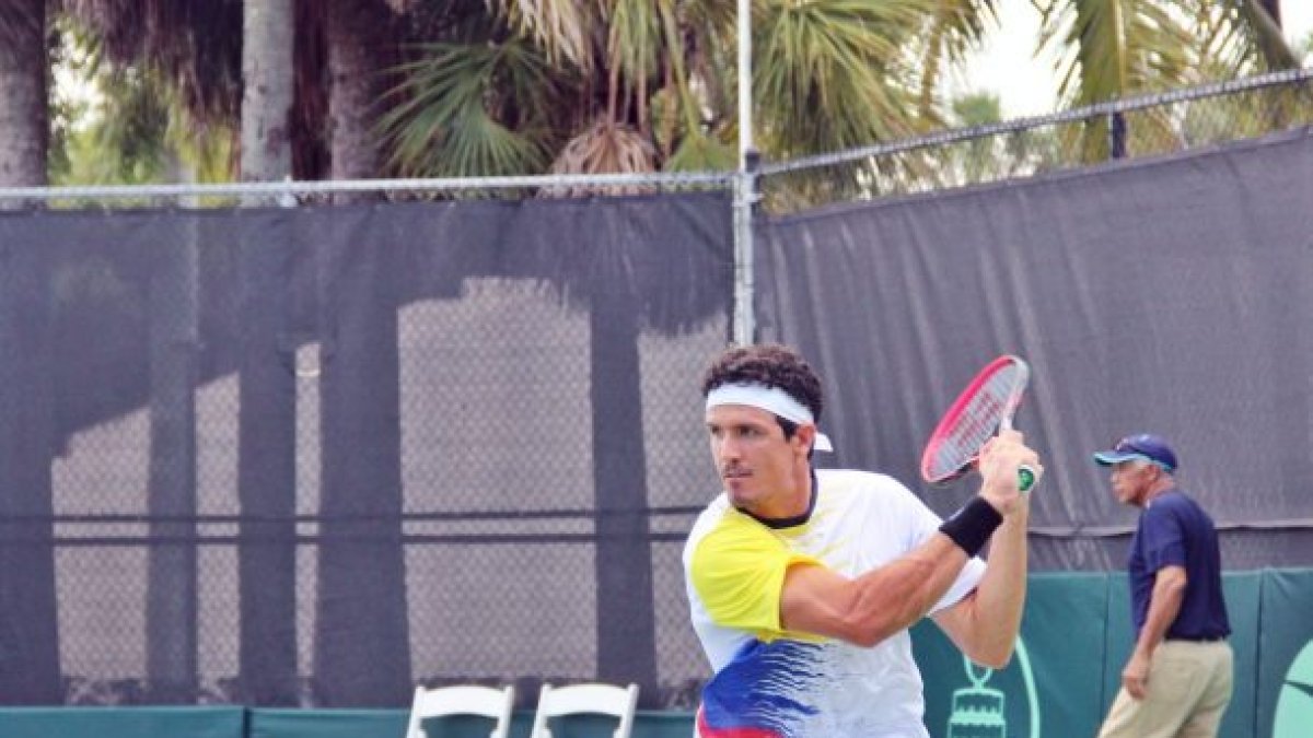 Referencial. Los ecuatorianos Gonzalo Escobar y Diego Hidalgo le dan alegría al país al avanzar en la Copa Davis.