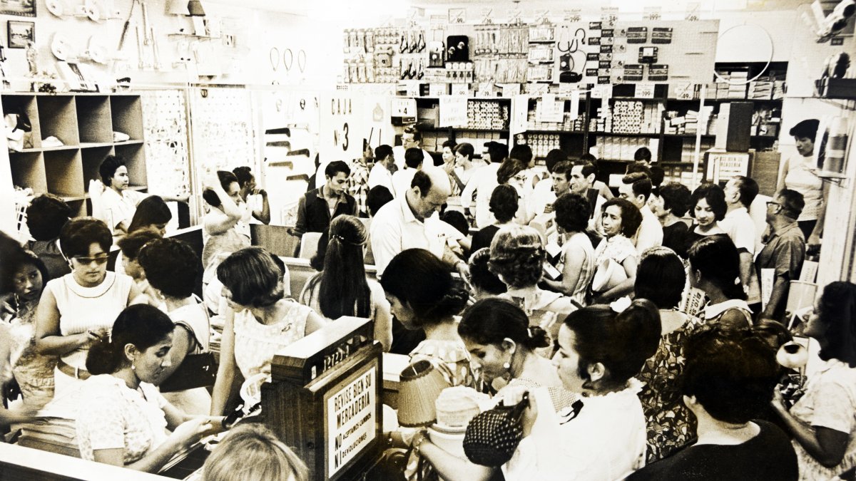 Almacenes Pycca abrió sus puertas en los años sesenta, vendiendo juguetes y artículos para el hogar.