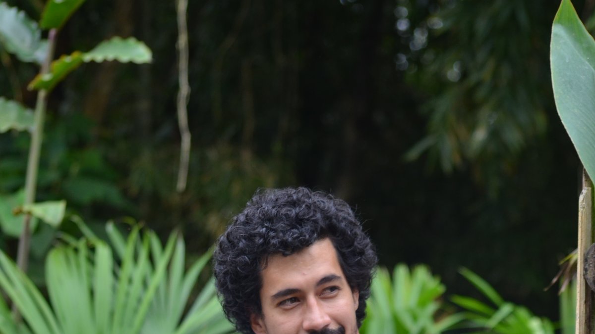 Su primer llevará su nombre. Estima publicarlo hasta el mes de agosto.