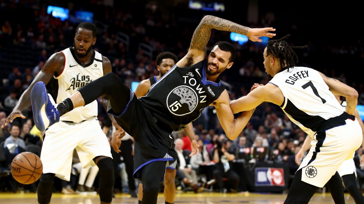 Los Warriors enfrentaron a los Clippers, el martes 10 de marzo, en el  Chase Center de Oakland, que no contará con público para el duelo ante los Nets.