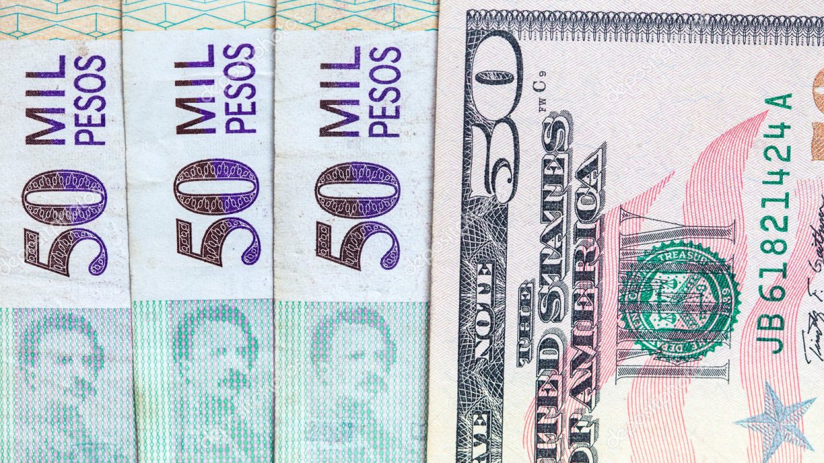 Colombia devalúa constantemente su moneda.