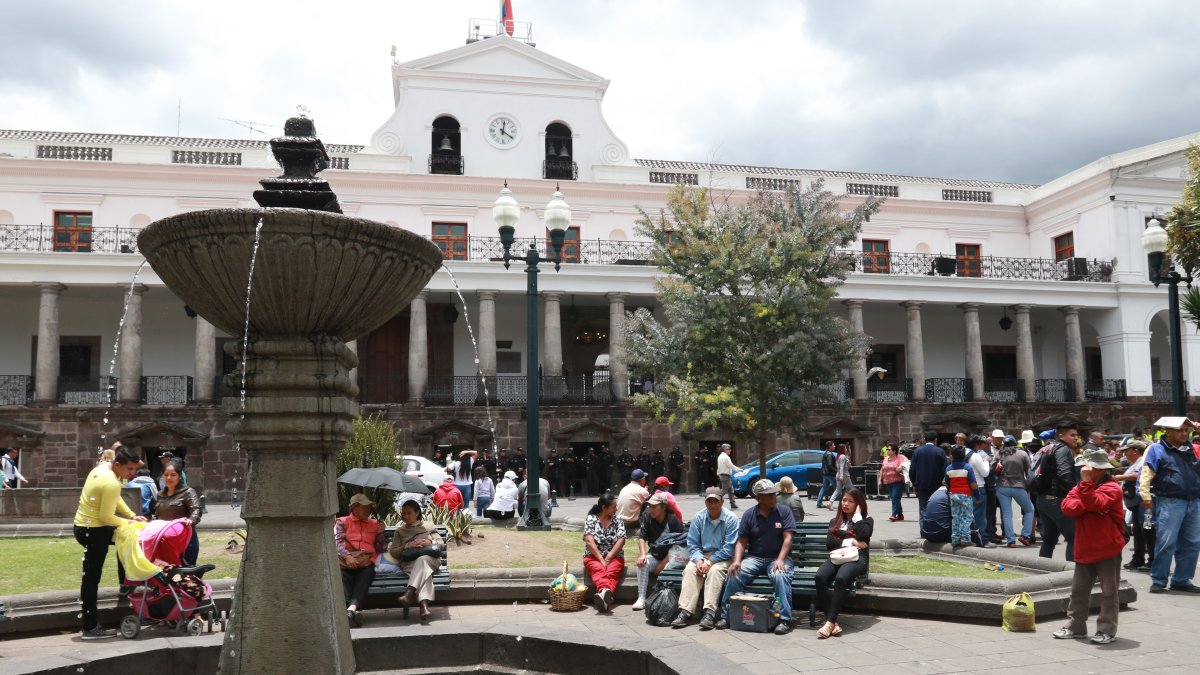 Se dispone la suspensión de clases en todas las unidades educativas de la capital.