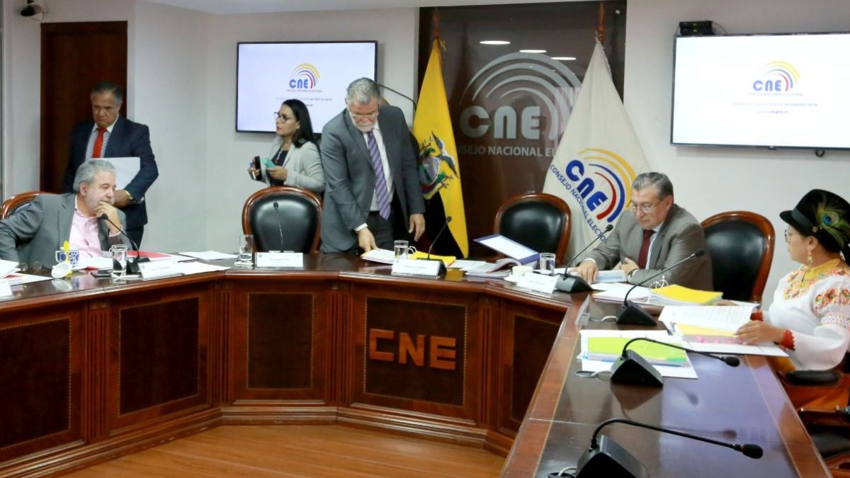 Las discrepancias volvieron a surgir al interior del Consejo Nacional Electoral.