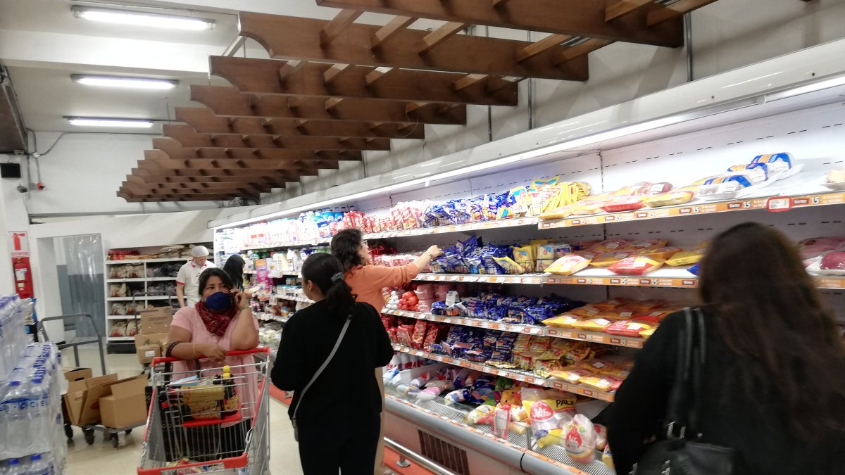 La ciudadanía ha acudido masivamente a los supermercados durante la emergencia sanitaria por el coronavirus.