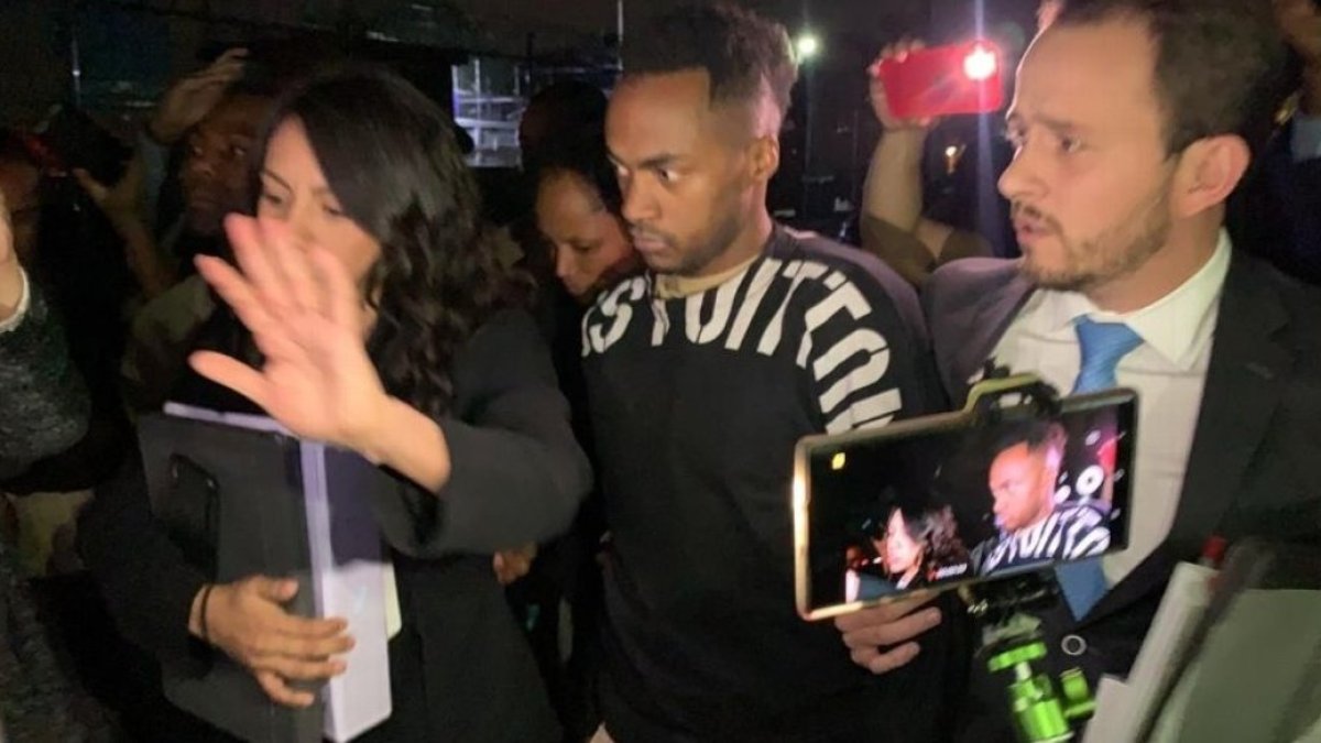 Renato Ibarra saliendo del Reclusorio Norte en territorio mexicano.