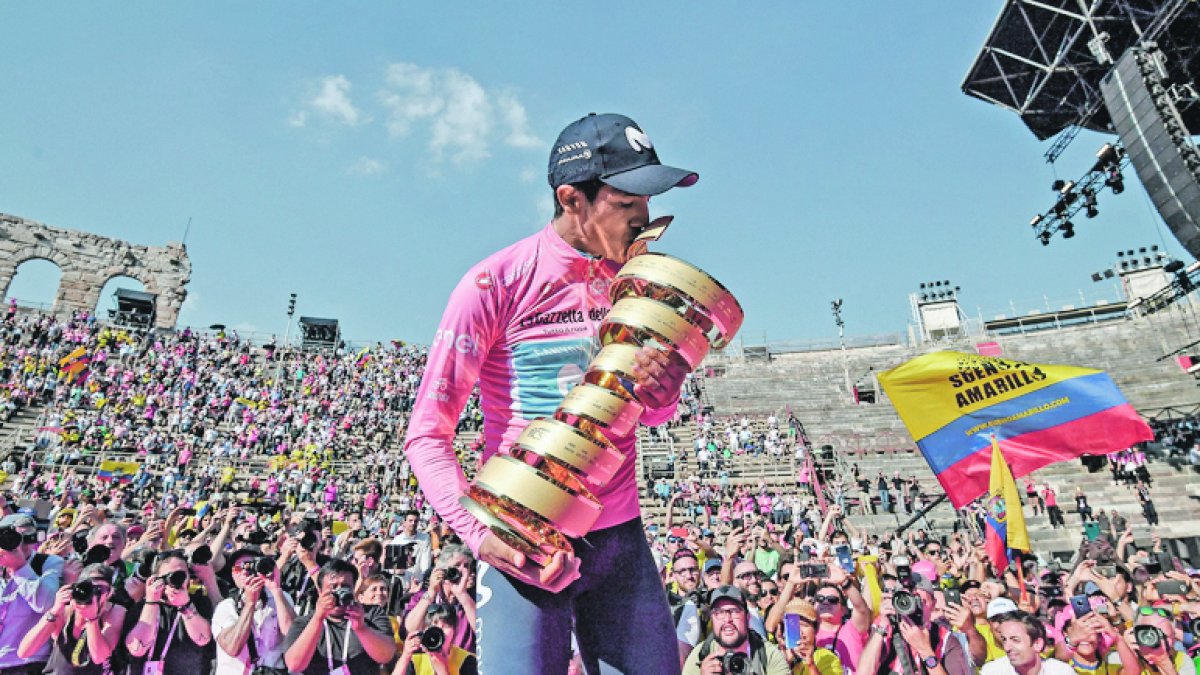 Richard Carapaz es el actual campeón del Giro de Italia, competencia que fue aplazada por la pandemia del coronavirus.