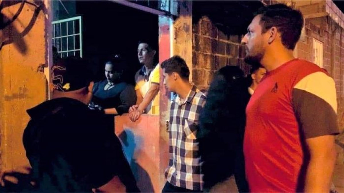 El Intendente Mario Quintana clausuró un baile clandestino, denominado “Coronavirus Party”.