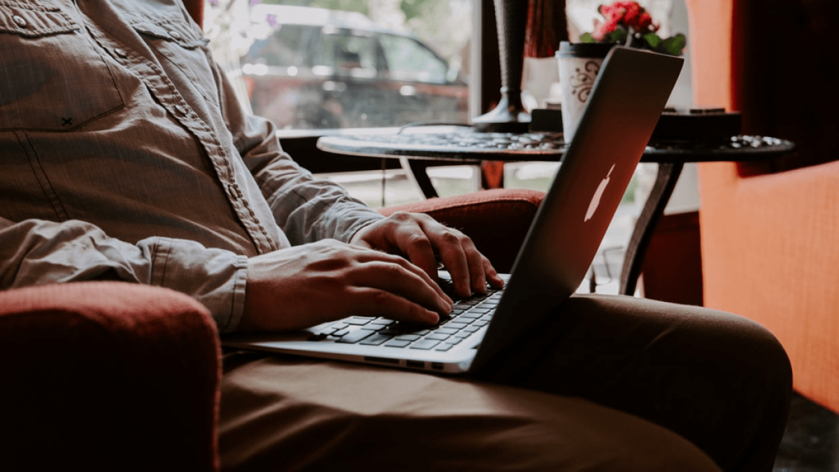 La modalidad se convierte en una opción para evitar los contagios en las oficinas.