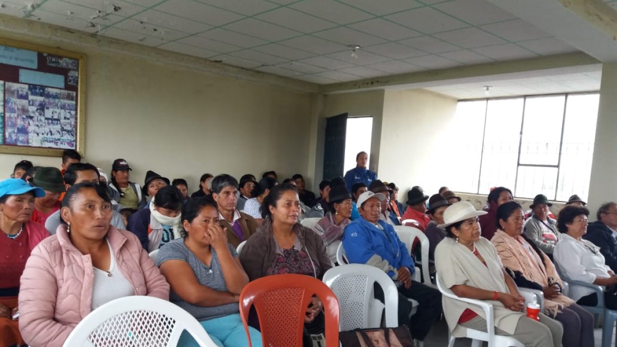 En 10 comunidades del cantón Salcedo se inició una capacitación sobre el coronavirus y sus riesgos, desde el pasado sábado 14 de marzo de 2020.