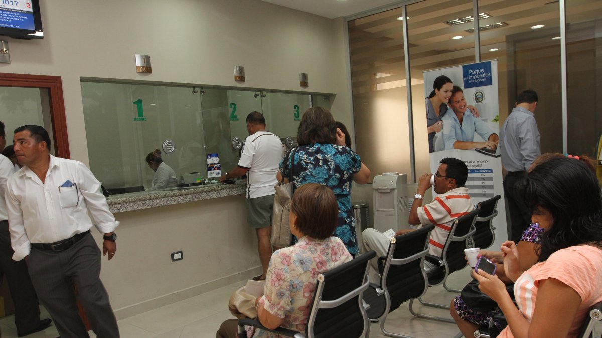 Oficinas del Municipio de Samborondón.