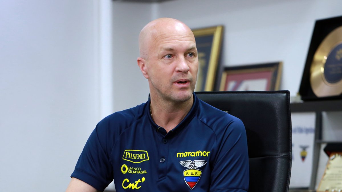 El técnico Jordi Cruyff viajó a España para compartir con su familia. Se encuentra en aislamiento por la pandemia del coronavirus.
