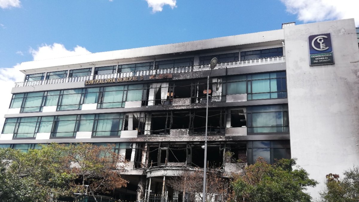 El pasado 12 de octubre la Contraloría fue incendiada por manifestantes que participaban de la protesta indígena