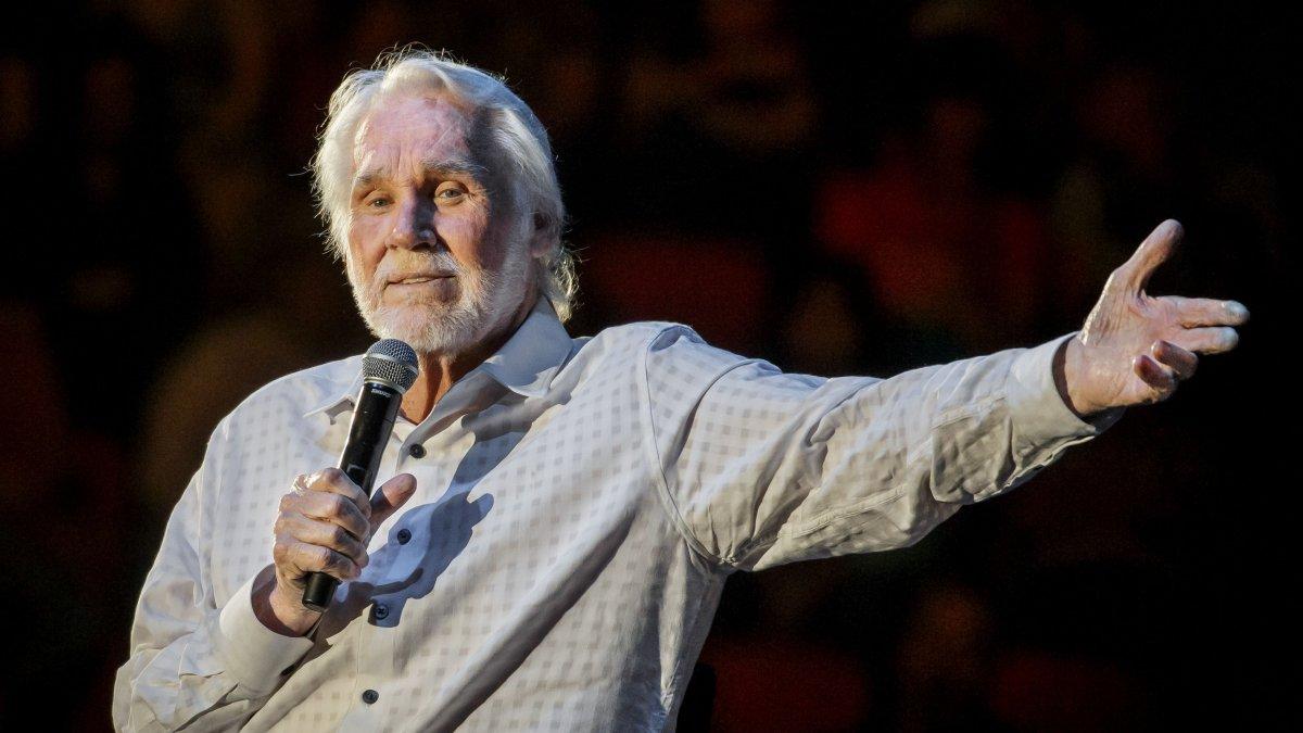 Considerado un genio en su estilo, con temas como 'Lady'