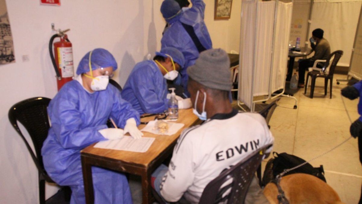 Los casos confirmados siguen en aumento en todo el país.